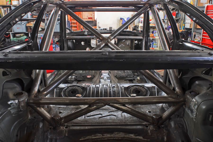 unibody pictures (planning chassis reinforcement) E46Fanatics